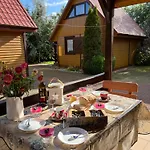 Letniskowe Edi Деревянный коттедж *