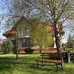 Деревянный коттедж Letniskowe Edi *