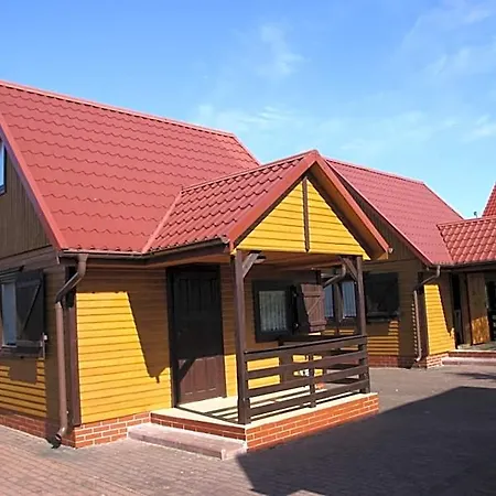 Letniskowe Edi Lodge *