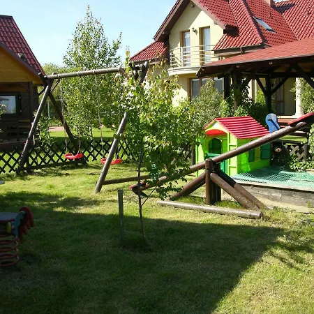 Letniskowe Edi 山林小屋