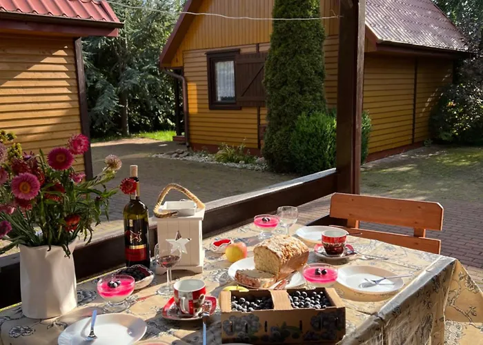 Letniskowe Edi Lodge *